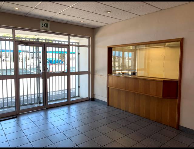 2,785M² WAREHOUSE TO LET IN PAROW INDUSTRIAL